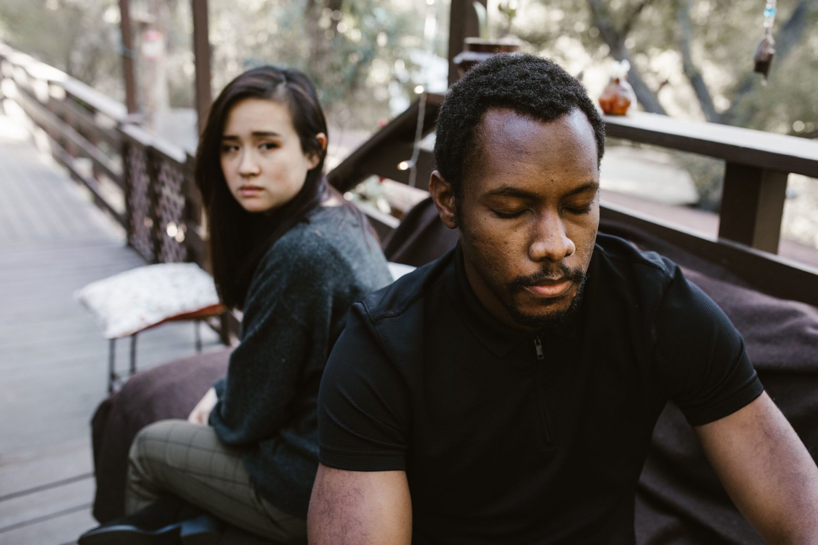A couple struggles with sexual performance anxiety