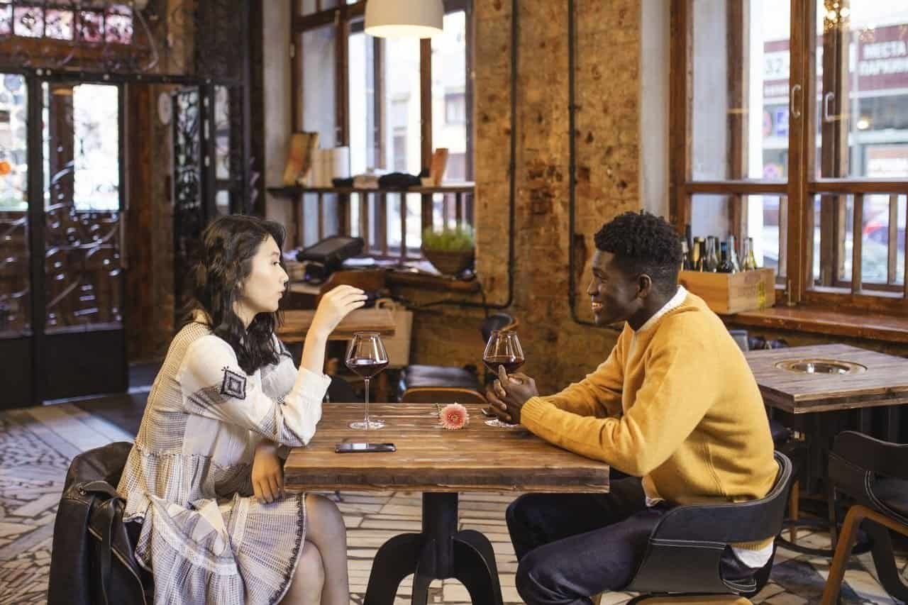 Couple on date learning they don't need to be ready for a relationship